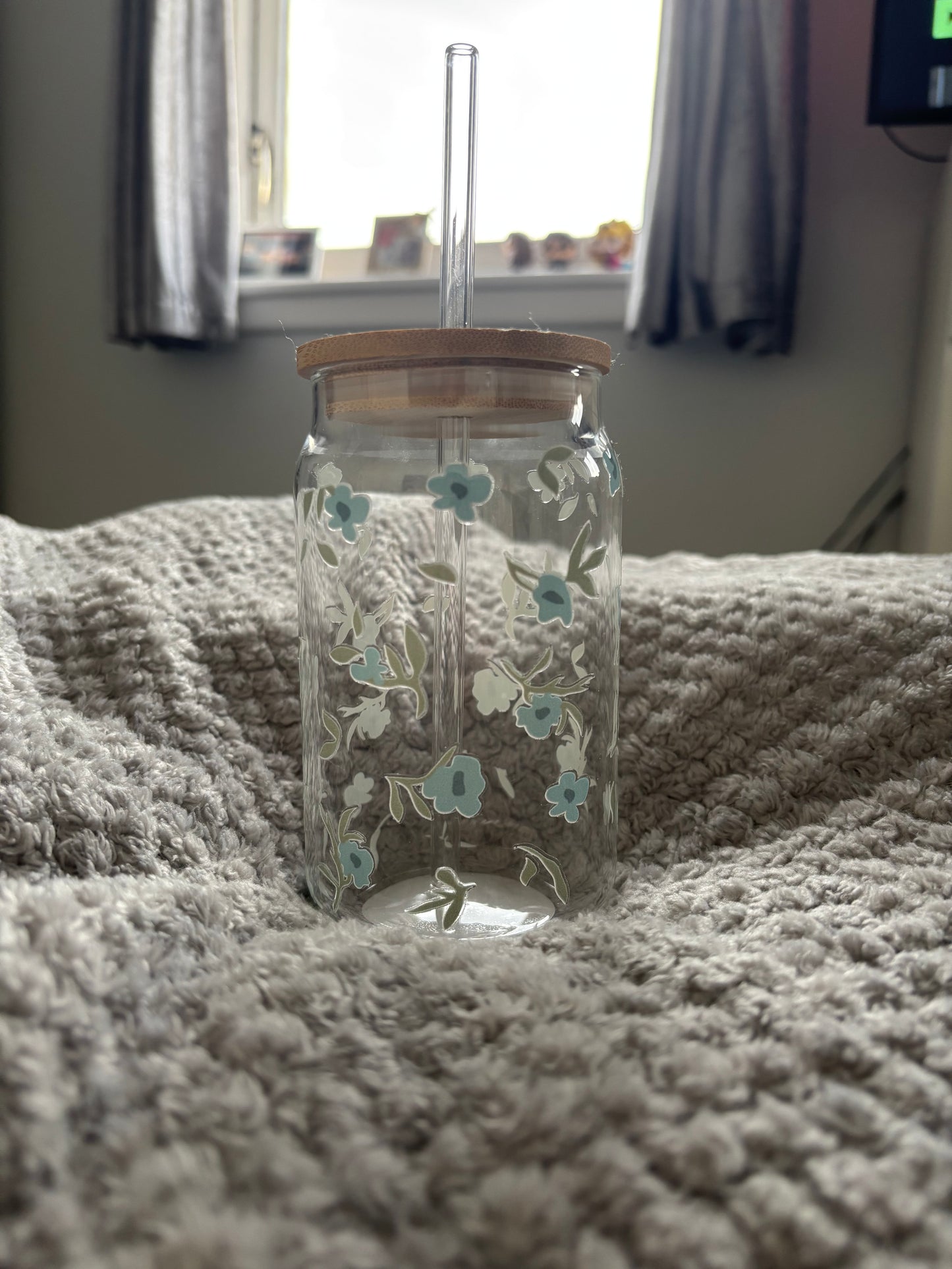 Blue Flower Glass Tumbler